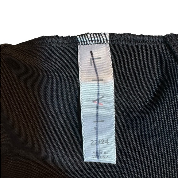 Livi Active Low Impact Hi Neck 22/24 - Picture 4 of 6